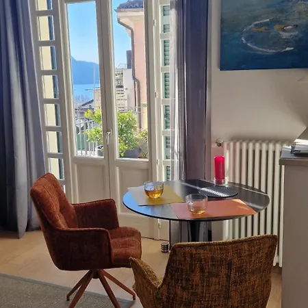 Apartment Traumhaftes Ueber Dem Maggiore Fuer Zwei Ghiffa
