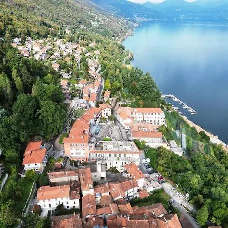 Traumhaftes über Dem Maggiore Für Zwei *